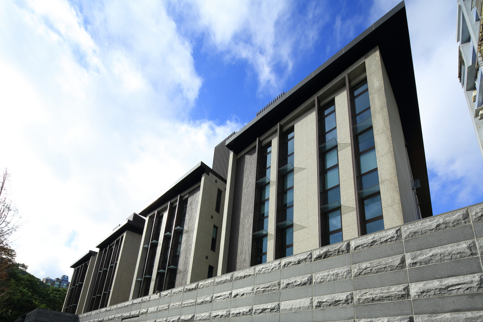 YANGMINGSHAN Building