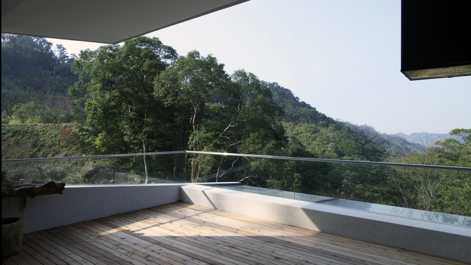 Valley Dwelling at Nanzuan