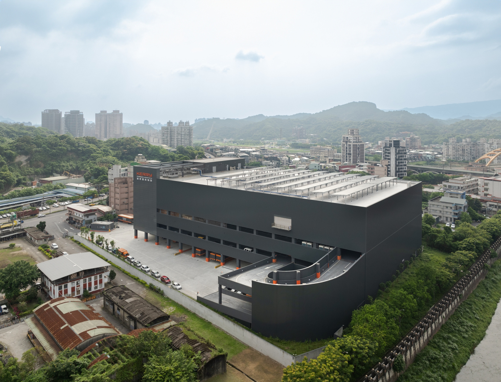 Kerry TJ Logistics Hsichih Center