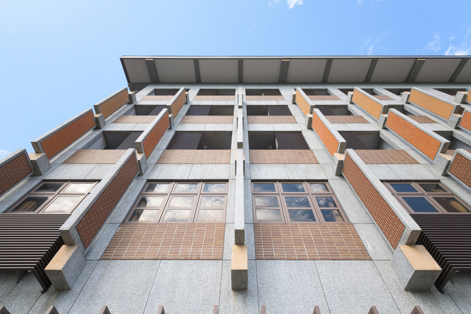 Mackay Junior College of Medicine, Nursing, and Management Classroom & Dormitory Building