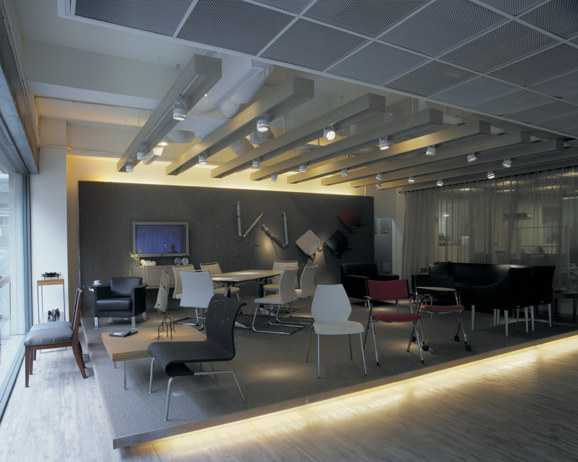 Steer Furniture Coporation Storefront