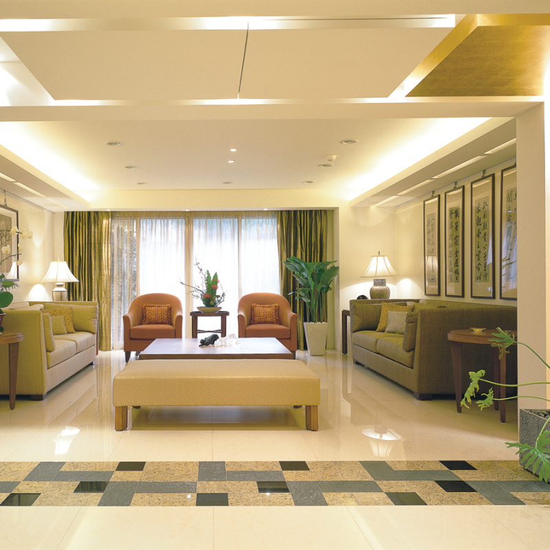 Zong-Hsiao East Road Apartment